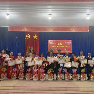 <a href="/tin-tuc-su-kien/hoat-dong-lanh-dao-phuong" title="Hoạt động lãnh đạo Phường" rel="dofollow">Hoạt động lãnh đạo</a>